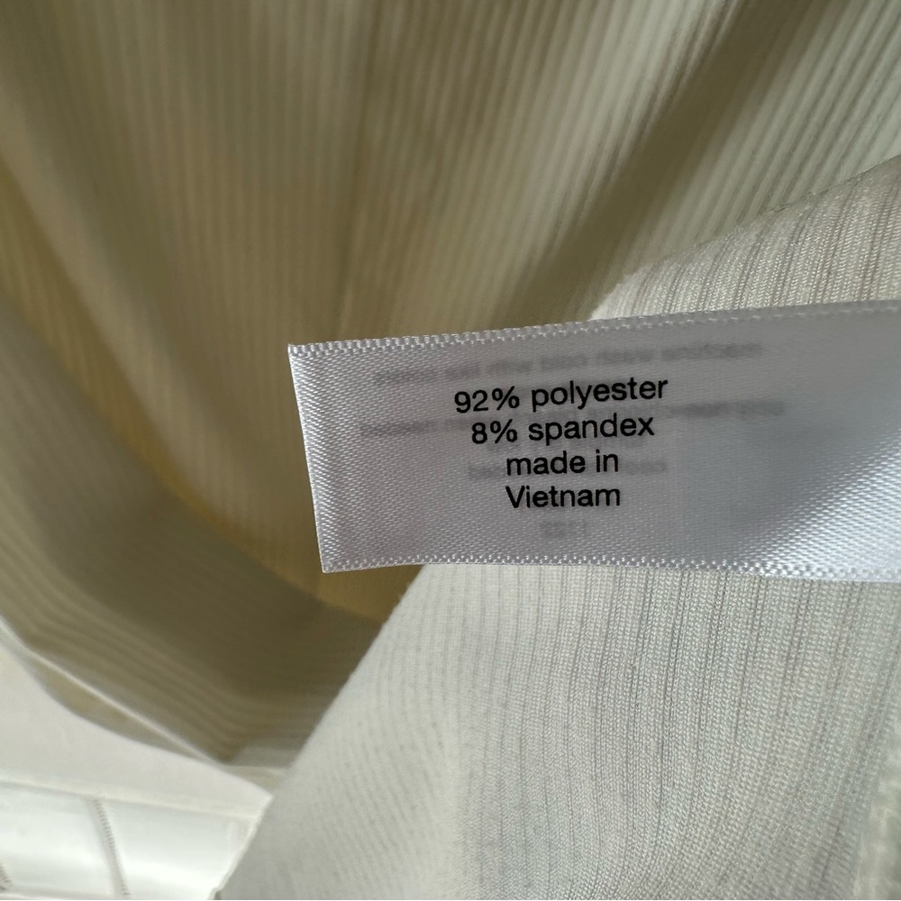 Lane Bryant Sleeveless crew neck cream ribbed tank 26/28 Long NWOT - Picture 4 of 7